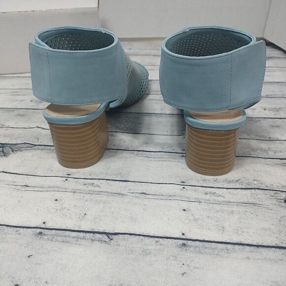 J. Adams Maddie Booties Women SZ 6.5 Peep Toe Low Block Heel Hook & Loop Strap. - Picture 7 of 13